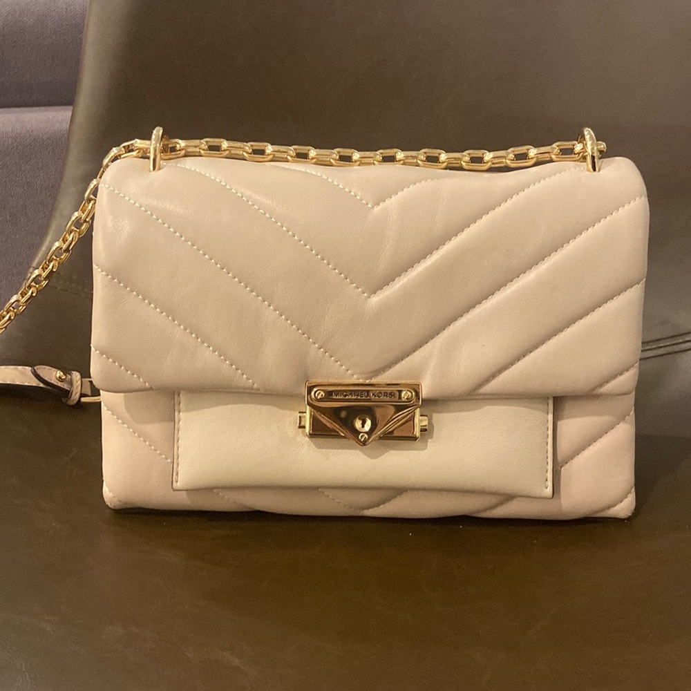 Michael Kors puffer leather bag